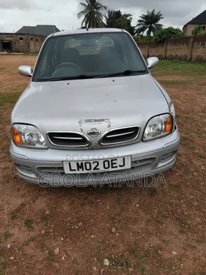Nissan Micra 2002 Silver