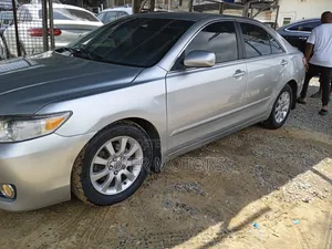 Toyota Camry 2011 Silver