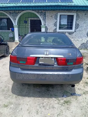 Honda Accord 2005 Gray