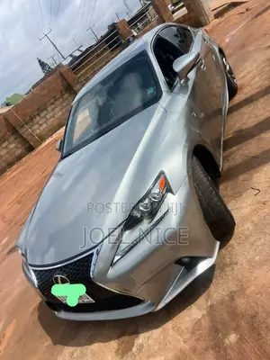 Lexus IS 2016