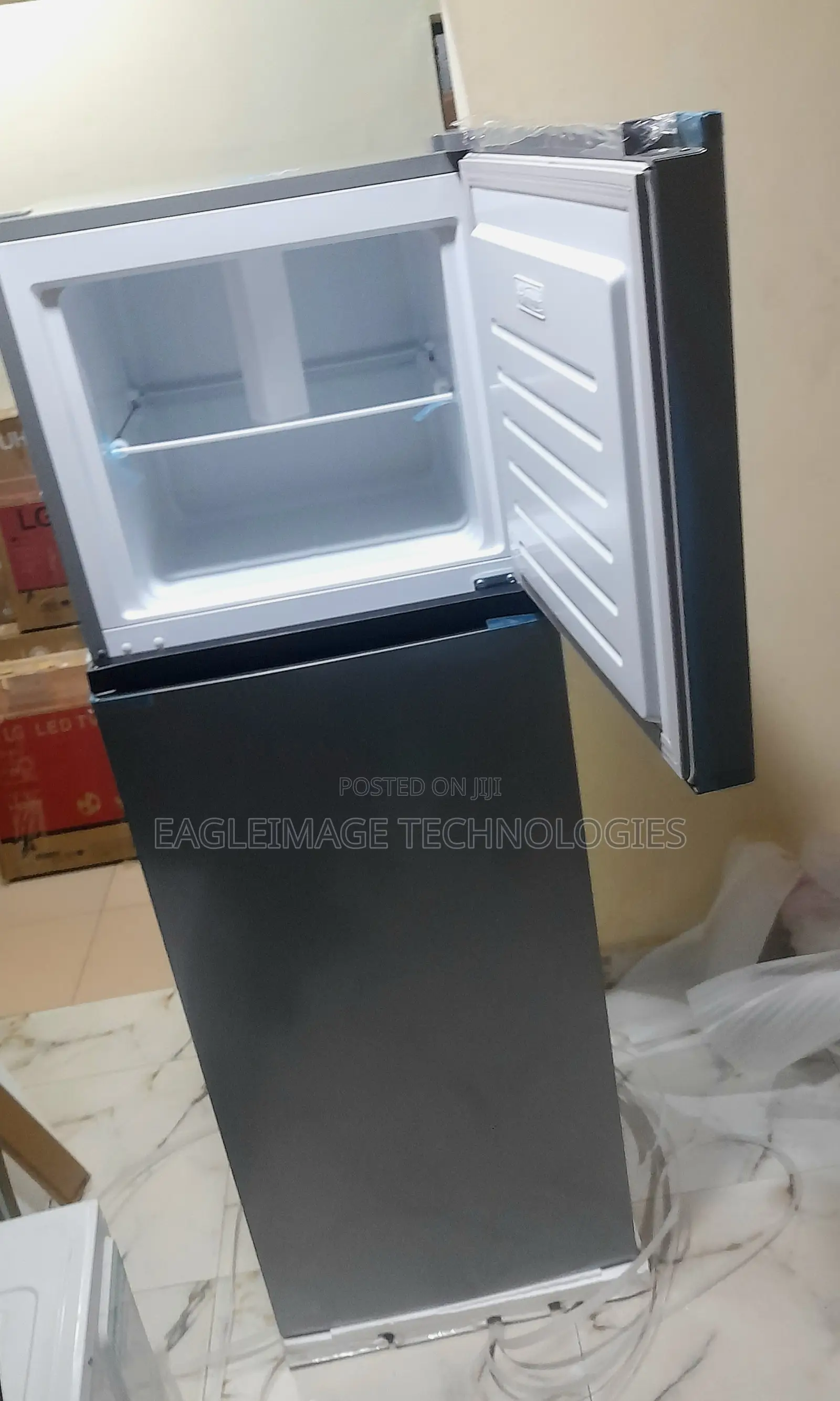 Hisense REF306DR – Spacious Refrigerator for Home Business