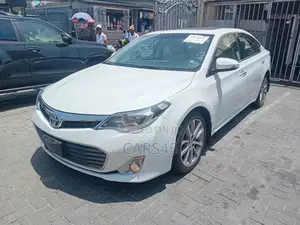 Toyota Avalon XLE Premium 4dr Sedan (3.5L 6cyl 6A) 2014 White