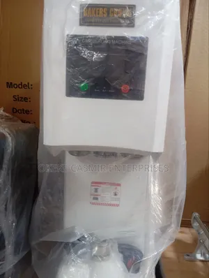 Can Sealing Machine