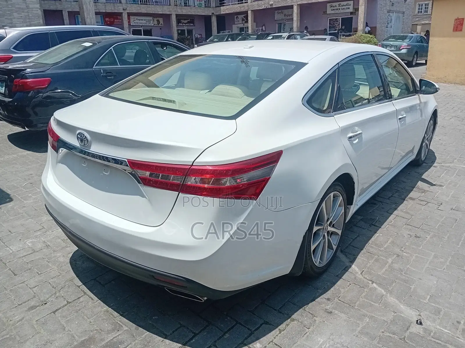 Toyota Avalon XLE Premium 4dr Sedan (3.5L 6cyl 6A) 2014 White