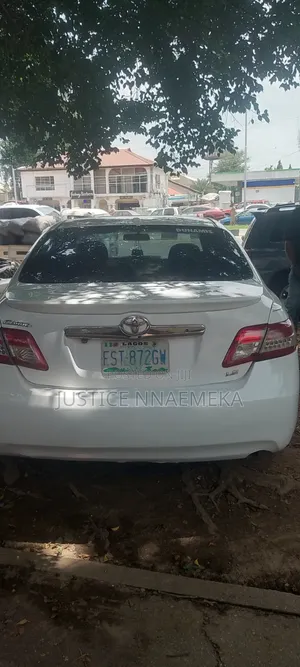 Toyota Camry 2010 White