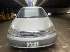 Toyota Corolla 2005 Silver