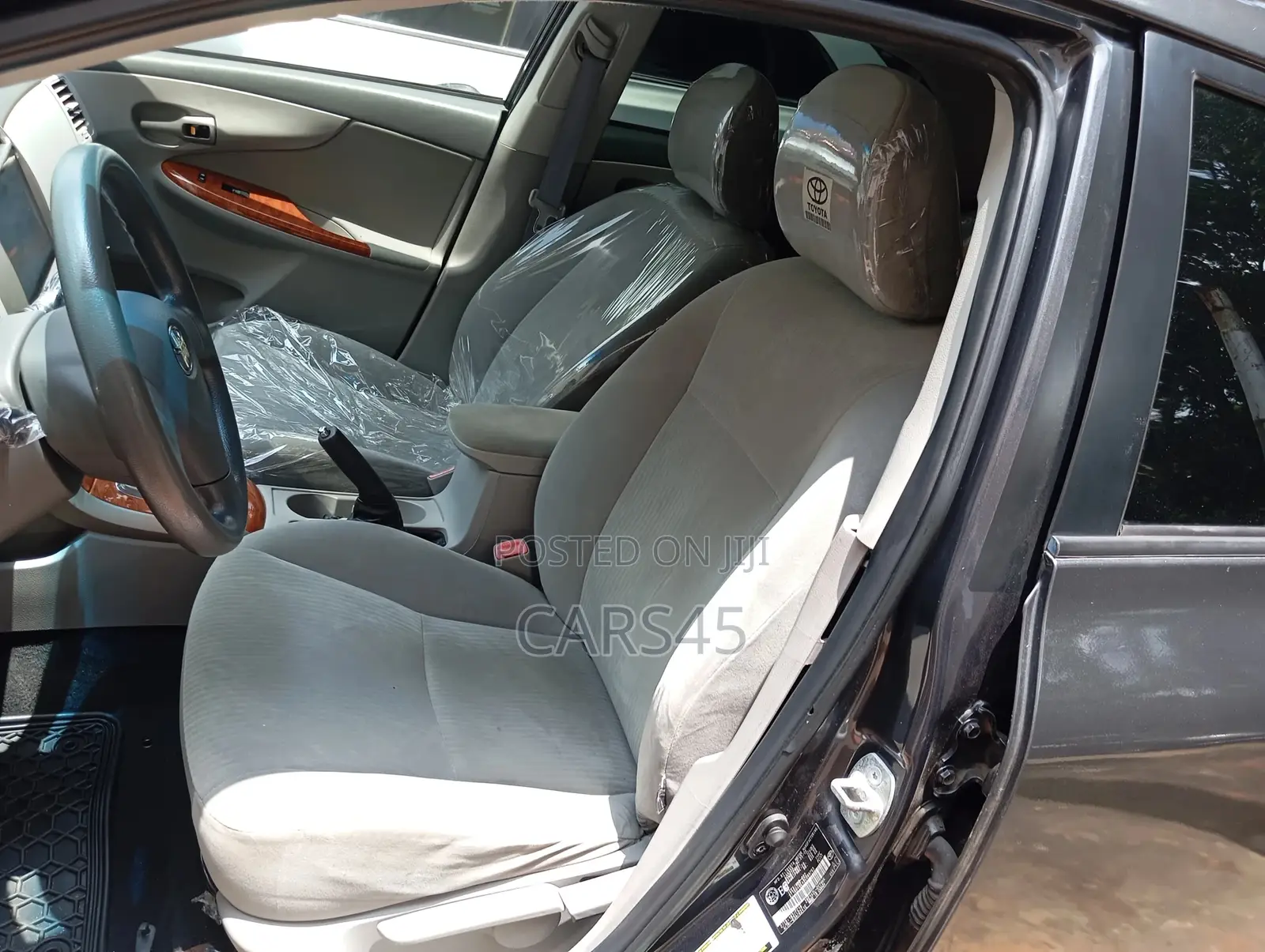 Toyota Corolla 2009 Gray