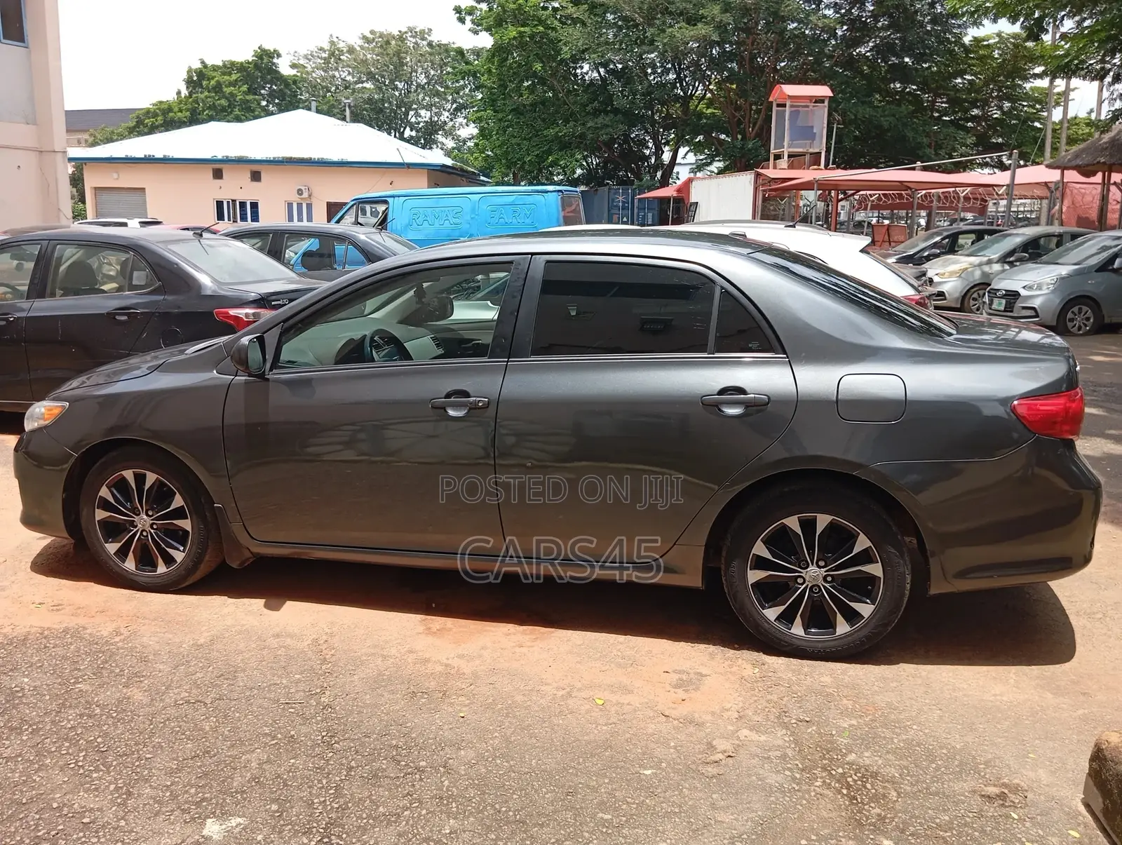 Toyota Corolla 2009 Gray
