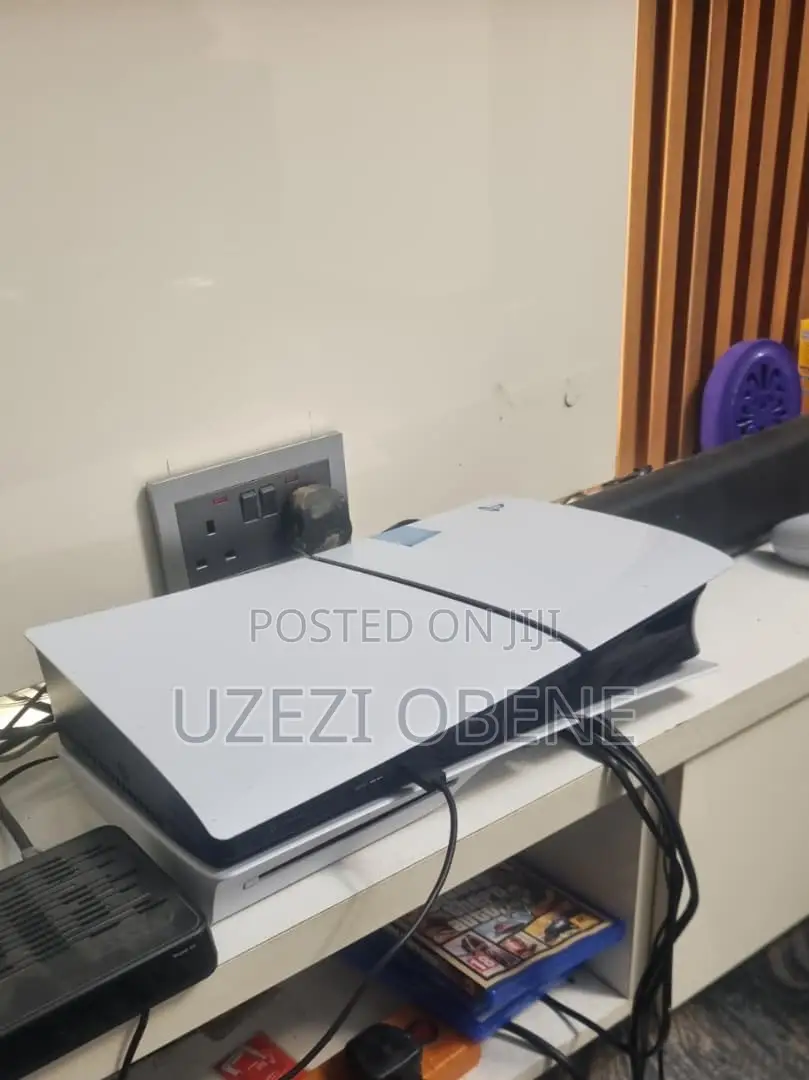 Ps 5 Slim With Two Pads