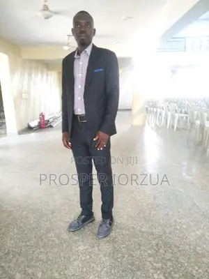 Store Manager CV