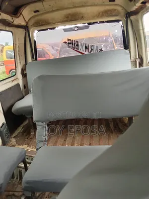 Daihatsu Hijet 2000 White