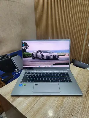 Laptop MSI 16GB Intel Core i7 SSD 1T