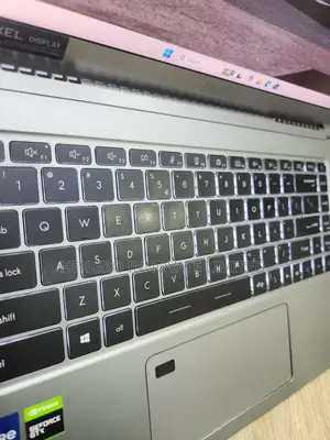 Laptop MSI 16GB Intel Core i7 SSD 1T