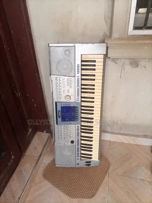 Yamaha PSR 1500