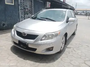 Toyota Corolla 2009 Silver