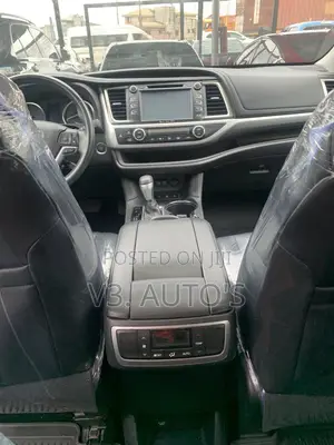 Toyota Highlander 2017 Silver