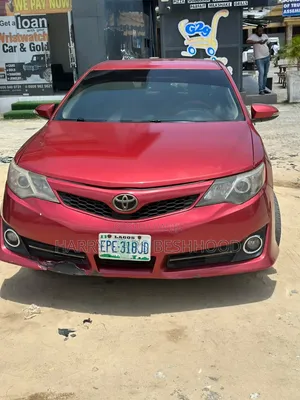 Toyota Camry 2012 Red