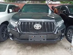 Toyota Land Cruiser Prado 2019 Black