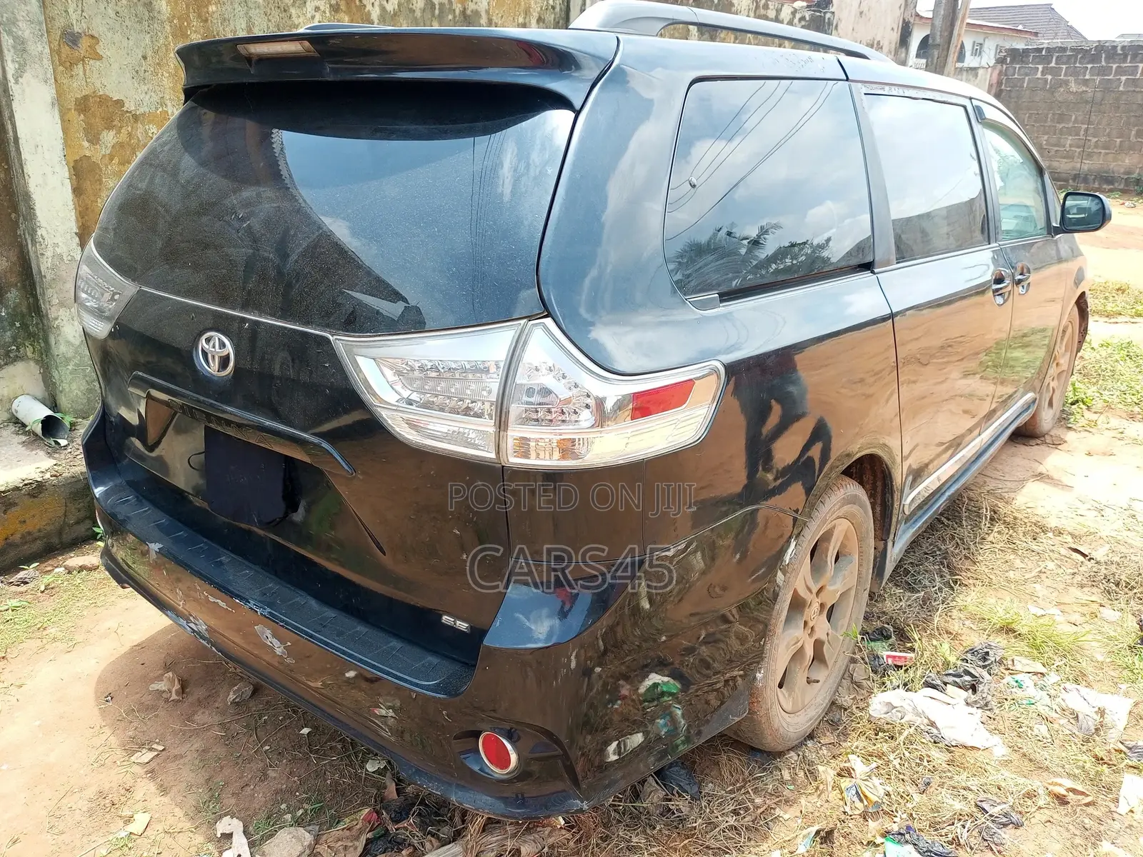 Toyota Sienna 2012 Black