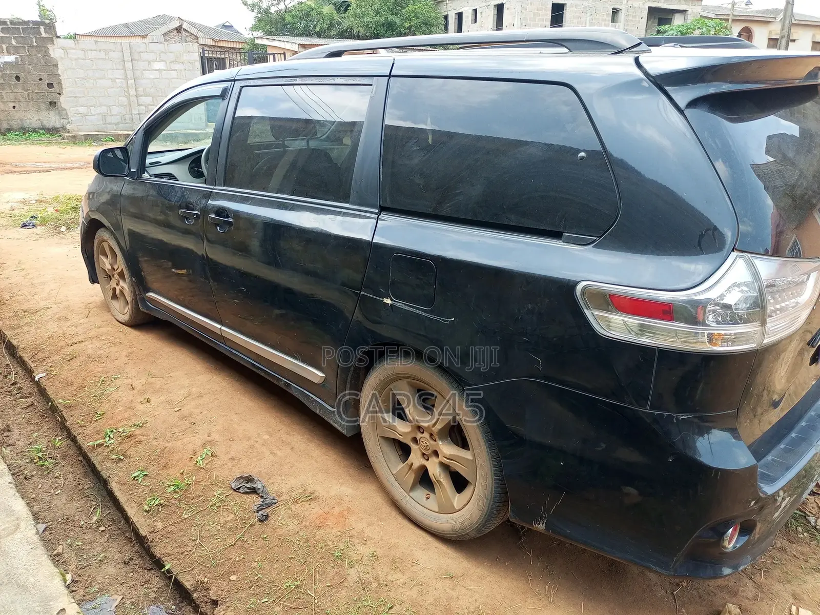 Toyota Sienna 2012 Black