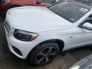 Mercedes-Benz GLC-Class 2016 White