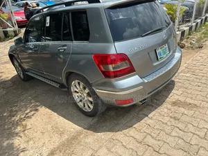 Mercedes-Benz GLK-Class 350 4MATIC 2012 Gray