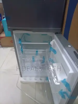 Skyrun Stylish Refrigerator Designed for Convenient Food and Beverage