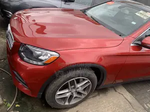 Mercedes-Benz GLC-Class 2016 Red