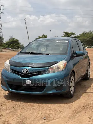 Toyota Yaris LE Hatchback 5dr 2014 Green