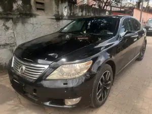Lexus LS 2011 Black