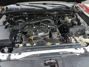 Toyota Hilux 2019 White