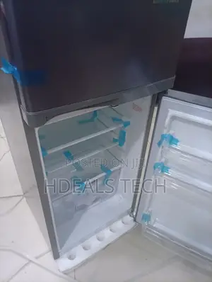 Skyrun – Convenient Fridge for Daily Food and Drink Storage