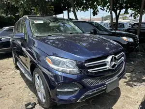 Mercedes-Benz GLE-Class GLE 350 2019 Blue