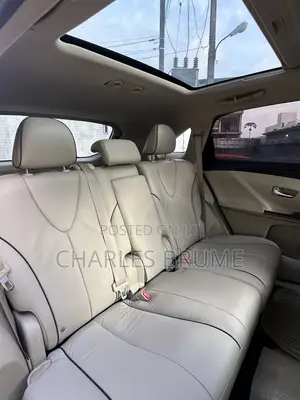 Toyota Venza Limited 2010 Red