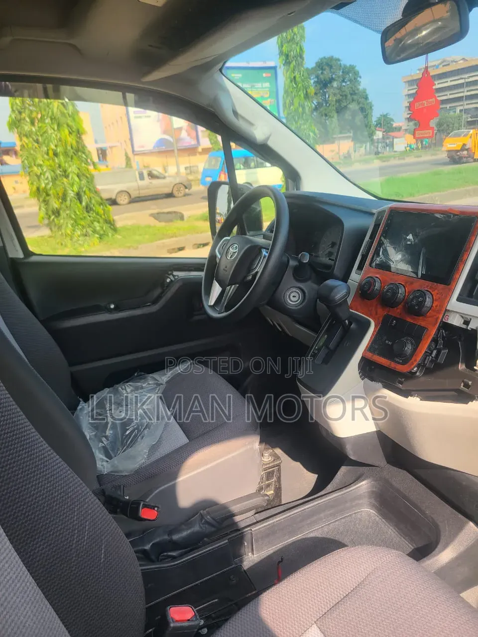 Toyota HiAce 2020 White