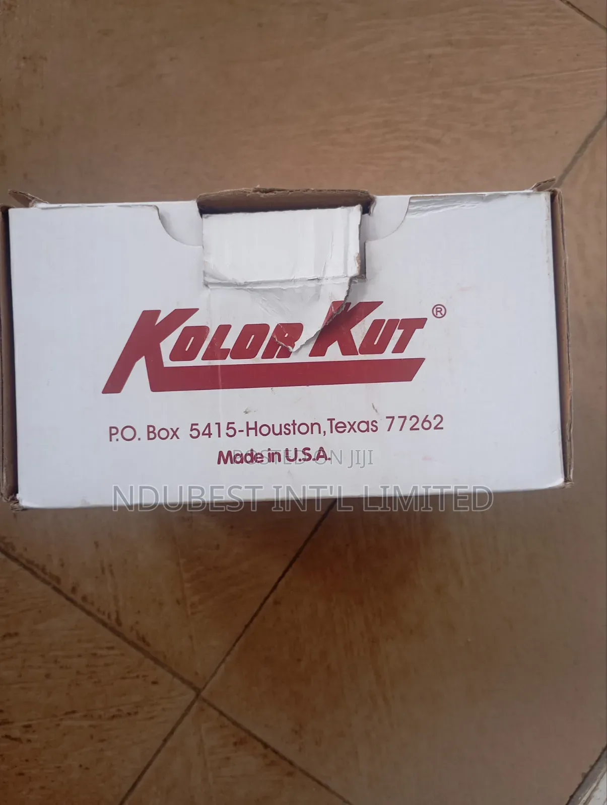 KOLOR KUT Water Finding Paste