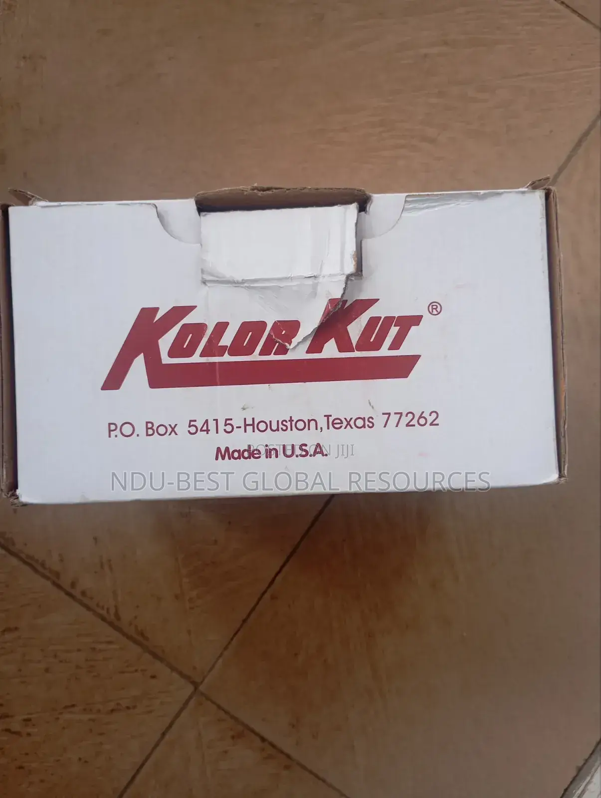 KOLOR KUT Water Finding Paste
