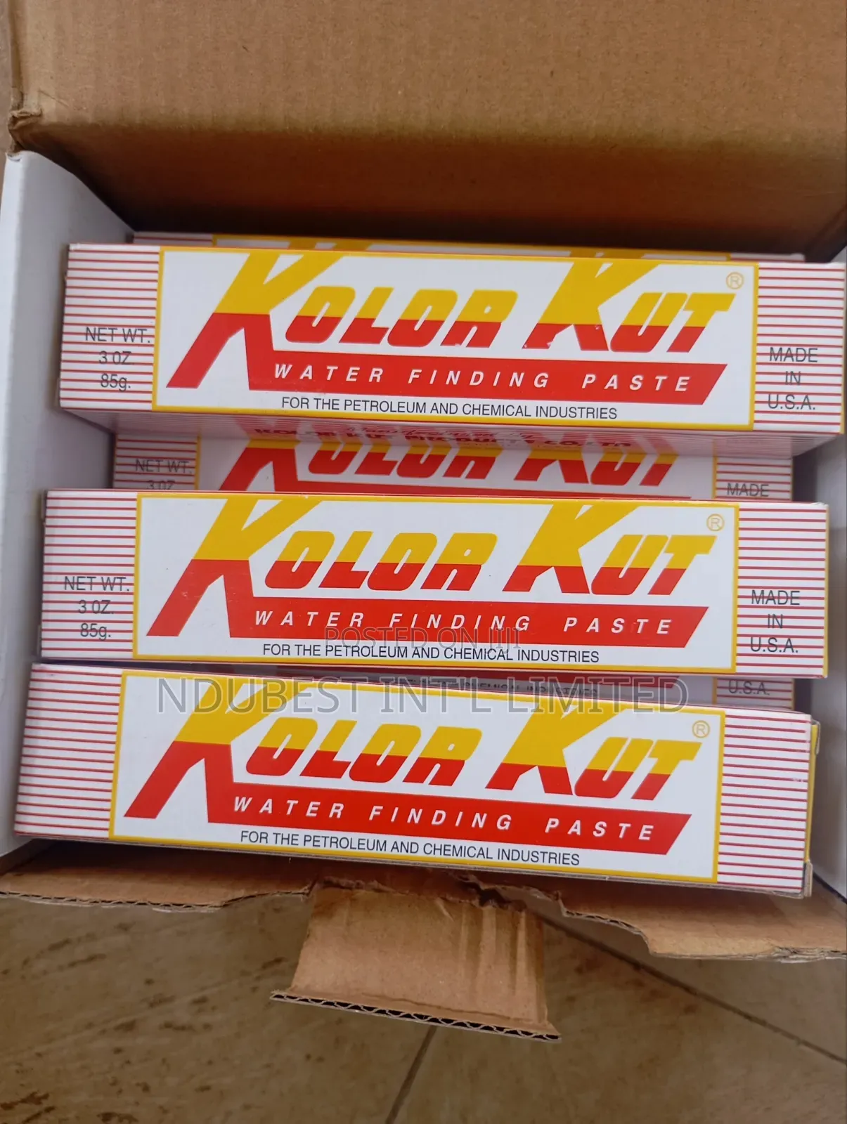 KOLOR KUT Water Finding Paste