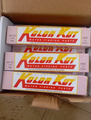 KOLOR KUT Water Finding Paste