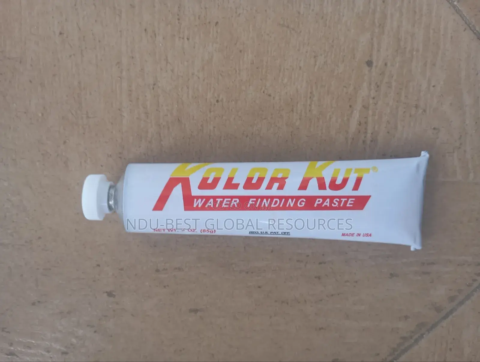 KOLOR KUT Water Finding Paste