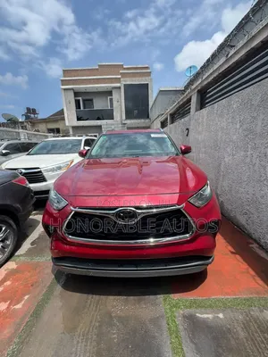 Toyota Highlander 2021 Red