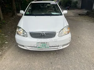 Toyota Corolla 2005 White