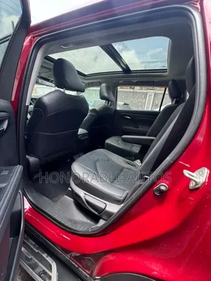 Toyota Highlander 2021 Red
