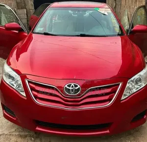 Toyota Camry LE 4dr Sedan (2.5L 4cyl 6AM) 2010 Red