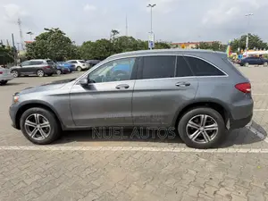 Toyota Highlander XLE AWD 2020 Gray