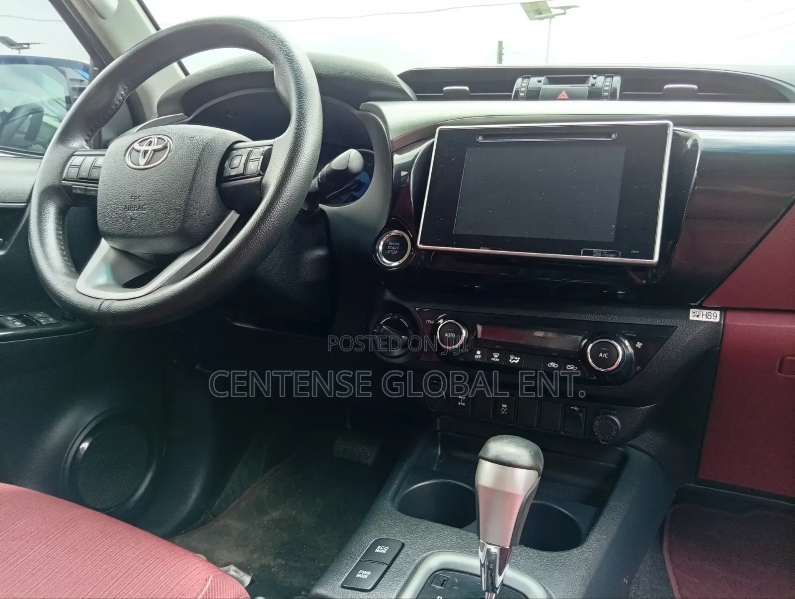 Toyota Hilux 2018 Blue