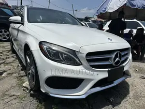 Mercedes-Benz C400 4Matic AWD Sedan (3.0L V6 7A) 2015 White