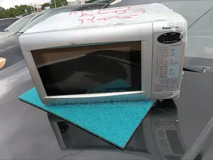 London Neatly Used Microwave