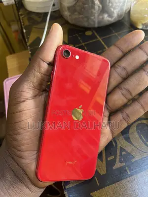 Apple iPhone SE (2022) 64 GB Red