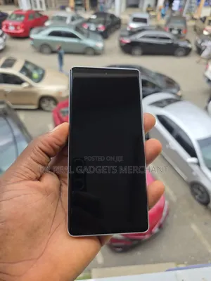 Realme GT 6 512 GB Silver